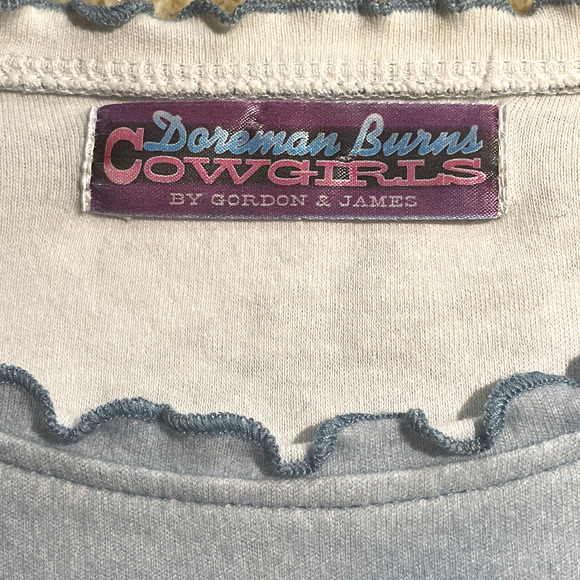 DOREMAN BURNS Women's Size Medium Cowgirls Print Cotton Pullover Long Sleeve Top - Picture 2 of 7